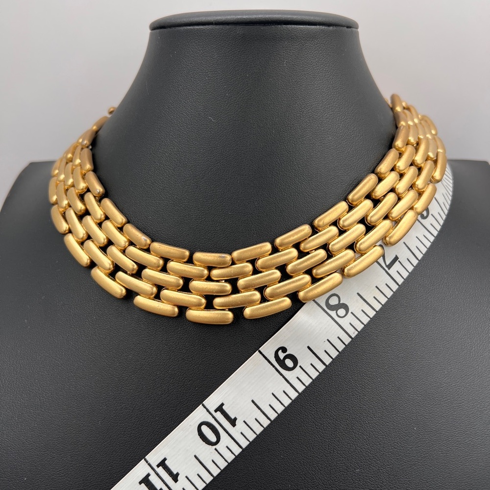 GIVENCHY Vintage Gold Plated Choker Panther Link Necklace - Picture 8 of 8